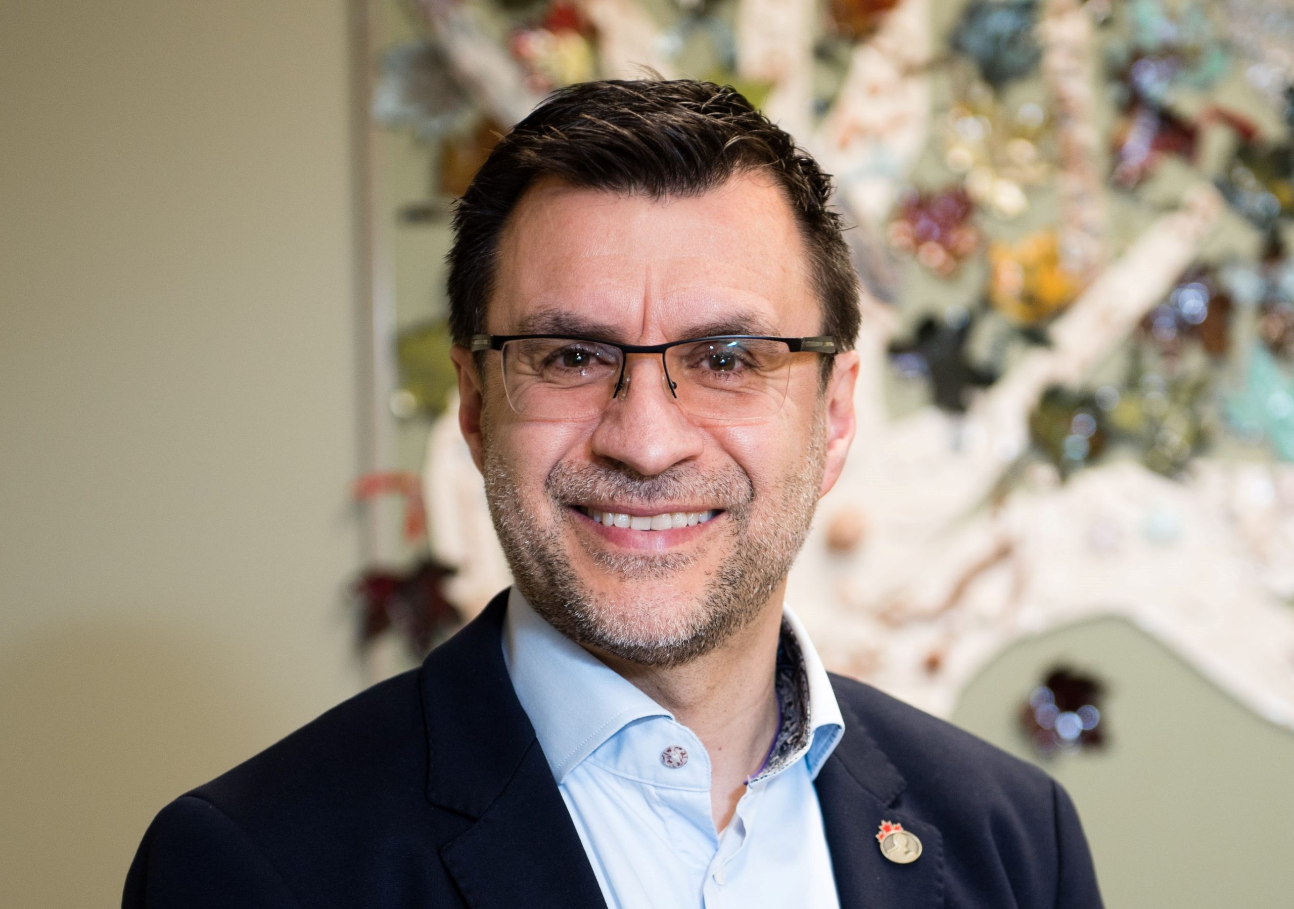 Le Dr J Don Richardson occupe désormais le poste de conseiller médical à temps partiel chez Atlas.